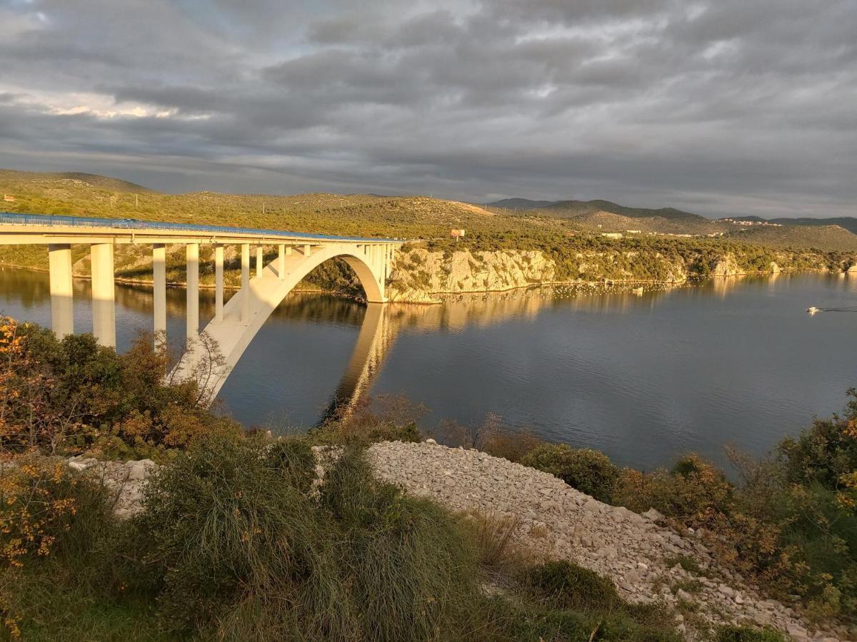 Apartman Arija-Pino Vodice Zewnętrze zdjęcie