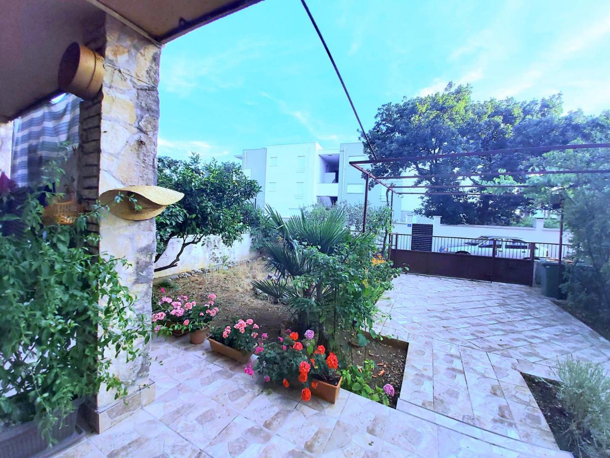 Apartman Arija-Pino Vodice Zewnętrze zdjęcie