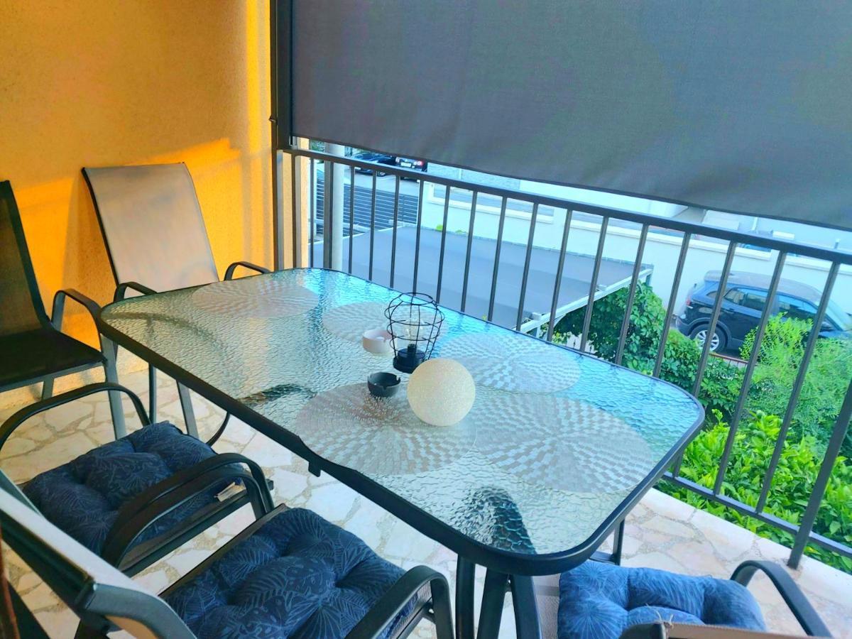 Apartman Arija-Pino Vodice Pokój zdjęcie