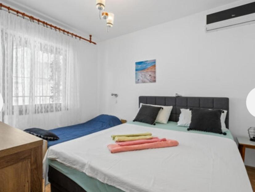 Apartman Arija-Pino Vodice Zewnętrze zdjęcie